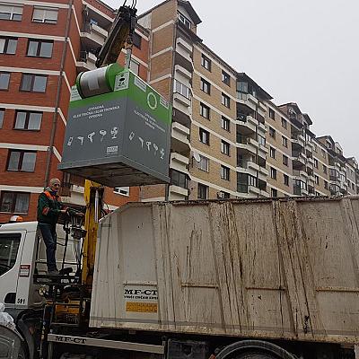 Pražnjenje uličnih kontejnera u Kantonu Sarajevo