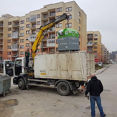 Pražnjenje uličnih kontejnera u Kantonu Sarajevo