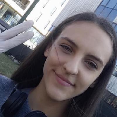 AYA EL-BATOUT, osnivačica “Trashchallenge”