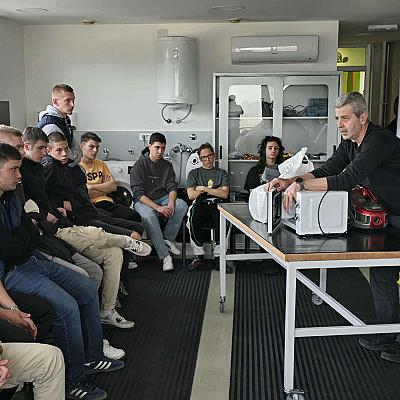 ZEOStation: Mjesto gdje mladi rastu, uče i popravljaju svijet