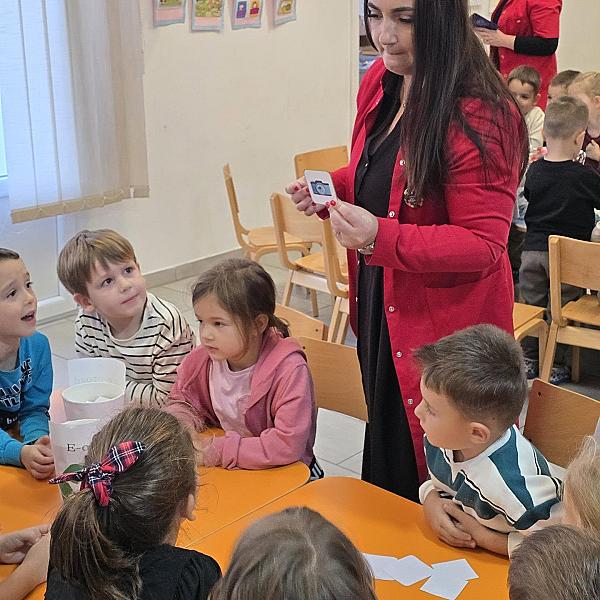 Međunarodni dan e-otpada proslavljen uz osmijehe i važne lekcije u Vrtiću Dunje!
