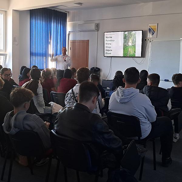 Edukacija i radionica u ŠC Mehmed Handžić: ZEOS proslavio Međunarodni dan e-otpada!