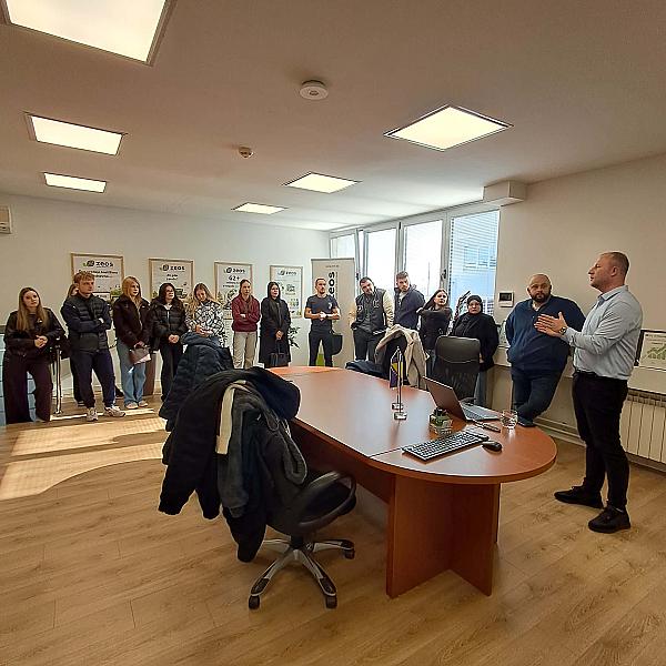 Mladi kao nosioci zelene tranzicije: Ugostili smo učesnike iz Udruženja Cenar za razvoj socijalnog poduzetništva (CRSP)!