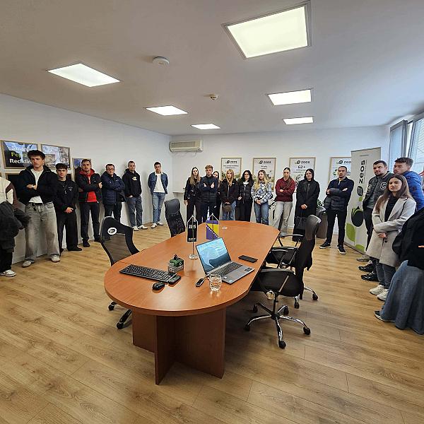 Mladi kao nosioci zelene tranzicije: Ugostili smo učesnike iz Udruženja Cenar za razvoj socijalnog poduzetništva (CRSP)!