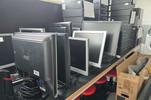 2025-11-13 Donacija ZEOStation Područna osnovna škola rijeka (3)- optimized 1.jpg