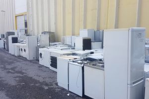 Reciklaža električnih i elektronskih aparata i uređaja (2).jpg